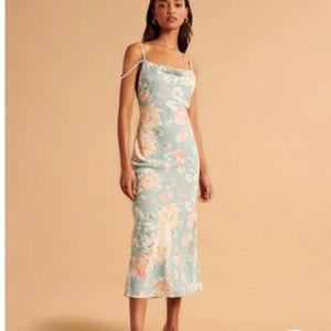 Floral Abercrombie cowl neck maxi slip dress. Worn once!